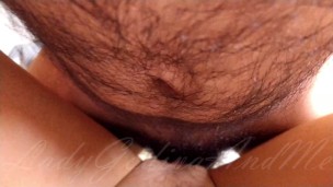 Daddy scopa la mia figa bagnata e la riempie di sborra calda! 💦💦💦 Amatoriale italiano