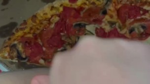 PIZZA-KINKY FETISH FEMALE MASTURBATION-CUM ON FOOD-BEST TEEN AMATEUR-ARABIAN SNOWWHITE-LOS ANGELES G
